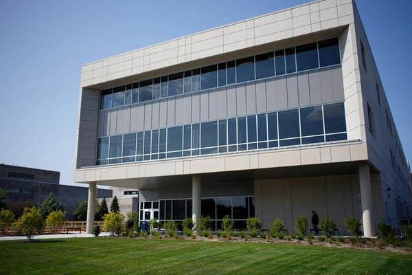 Exterior of large rectangular building on IU Northwest campus.