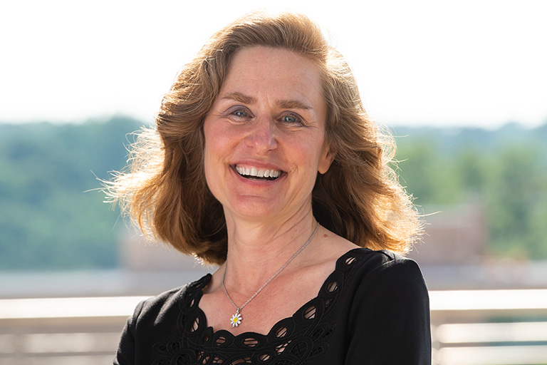 Photo of Pamela Whitten